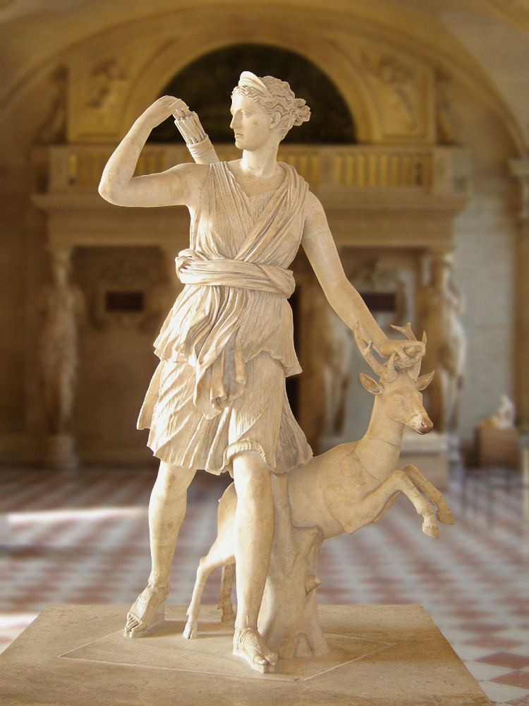 Statua di Diana con un cervo. Copia romana di originale ellenico. Parigi, Museo del Louvre.
