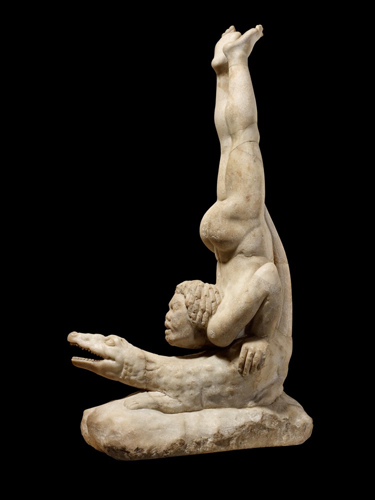 Acrobata sul coccodrillo (marmo 75x38 cm, Londra, British Museum)